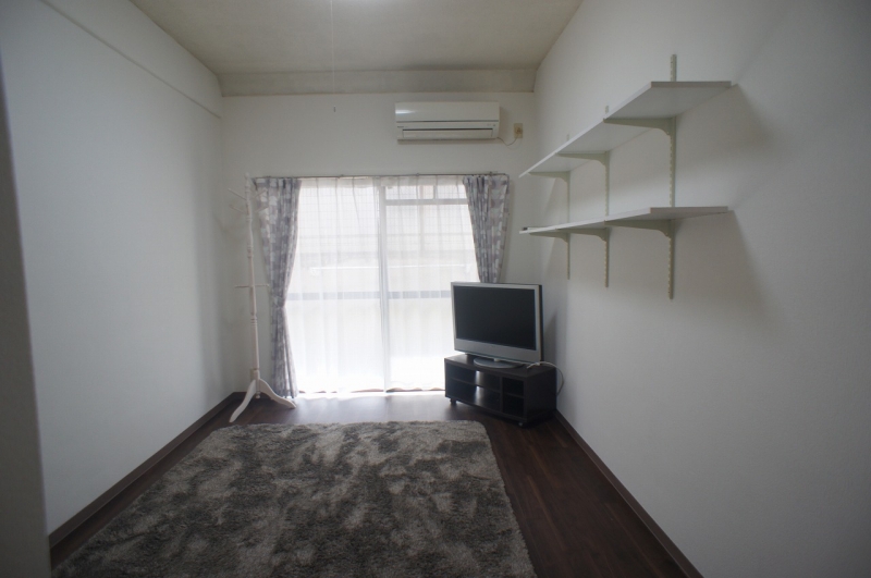 パラドール円町 106号室