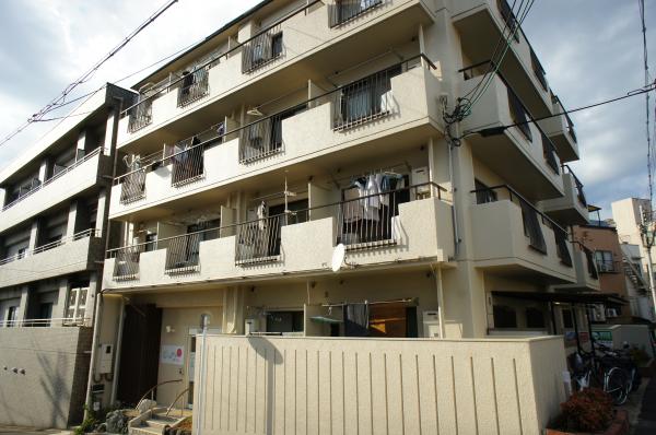 グランタック東山 302号室