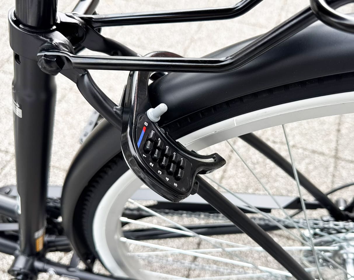 自転車機能設備説明画像：ナンバー式鍵