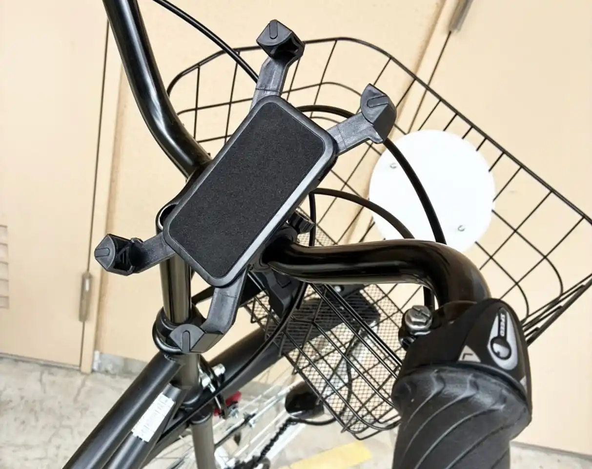 自転車機能設備説明画像：スマホホルダーつき