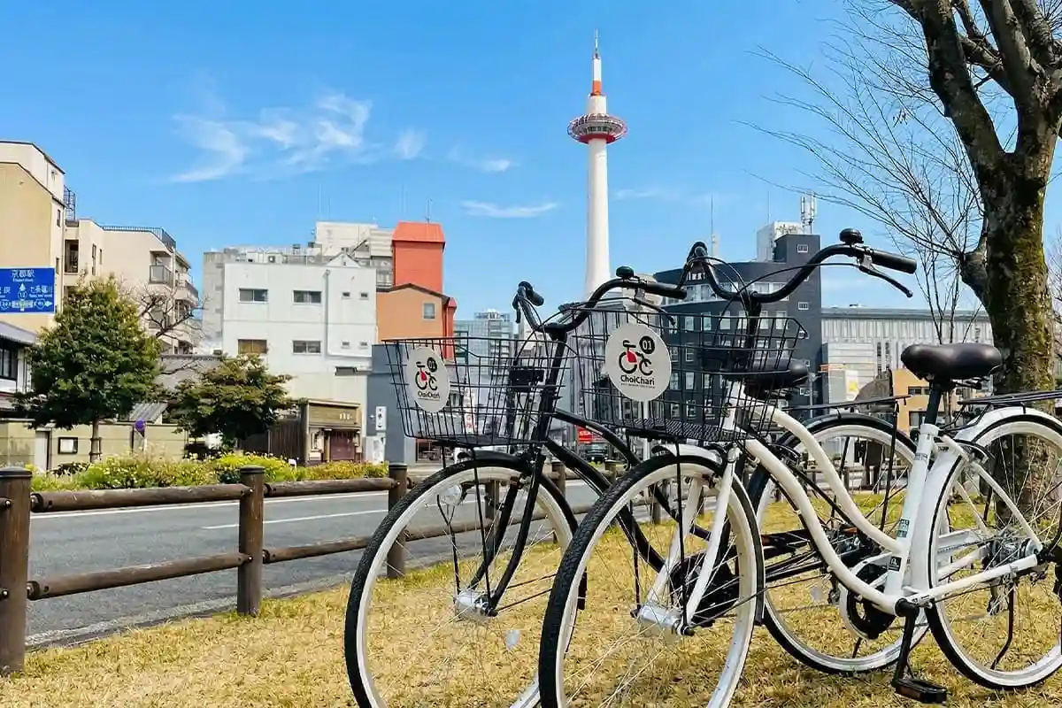 京都タワー周辺は世界遺産も多く、レンタル自転車で簡単に移動できます