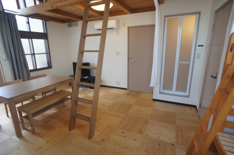 ヴィラ野間  301号室