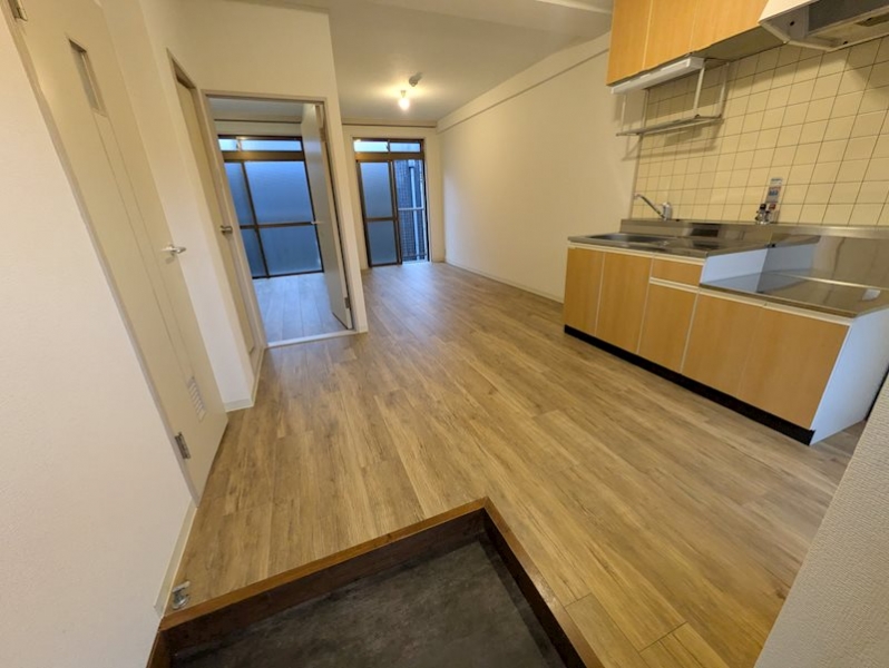 平野マンション 号室